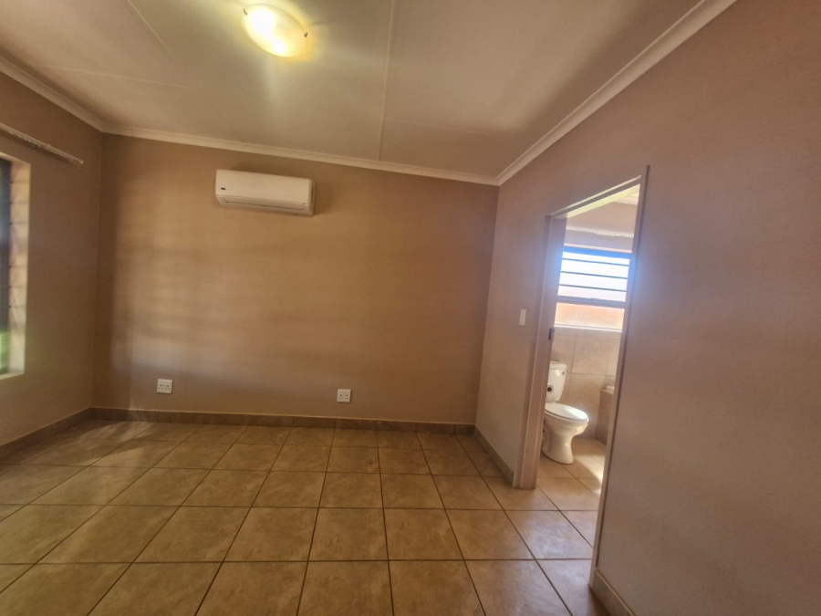 To Let 3 Bedroom Property for Rent in Kathu Northern Cape